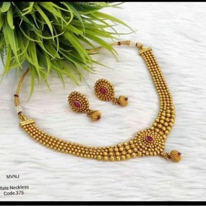 Sai Fashion Gold Plated Pota Stone Necklace Set