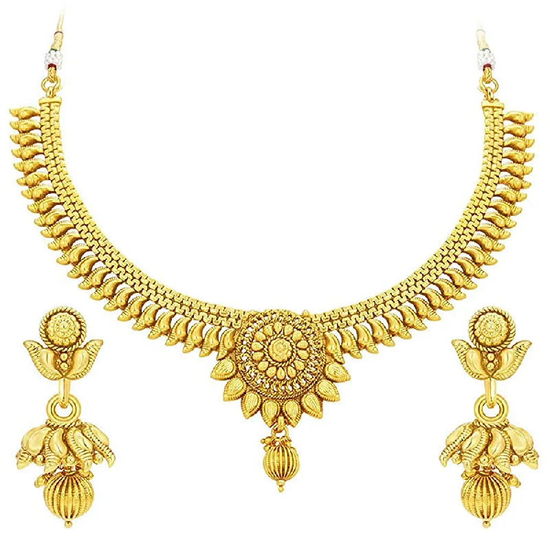 Etnico 18K Gold Plated Traditional Choker Necklace Jewellery Set For Women/Girls (MC064)