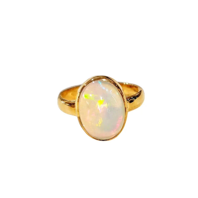 Welo Opal Ring in 14 K