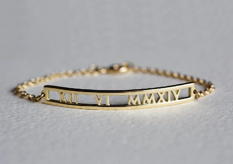 Roman Numerals Date Gold Bar Bracelet