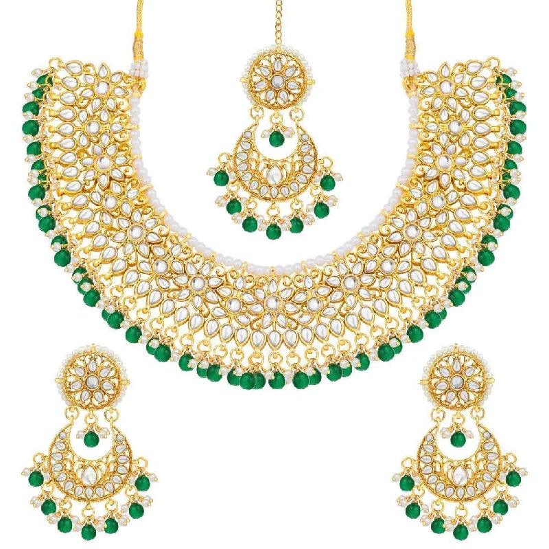 Etnico 18K Gold Plated Traditional Handcrafted Faux Kundan & Pearl Studded Bridal Choker Necklace Jewellery Set with Earrings & Maang Tikka (K7076G)