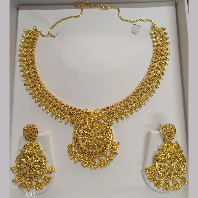 Pari Art Jewellery Forming Necklace Set