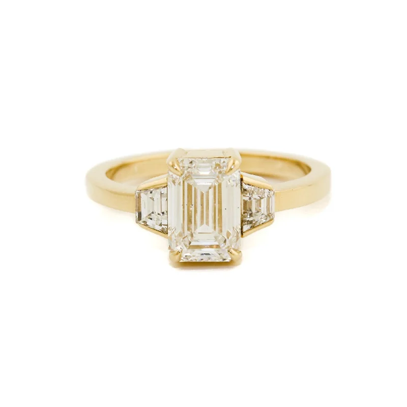 The Eva 14K Gold Diamond Ring