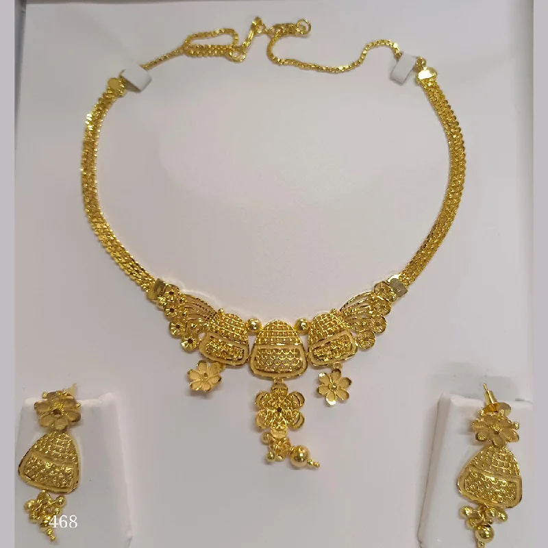 Pari Art Jewellery Forming Necklace Set