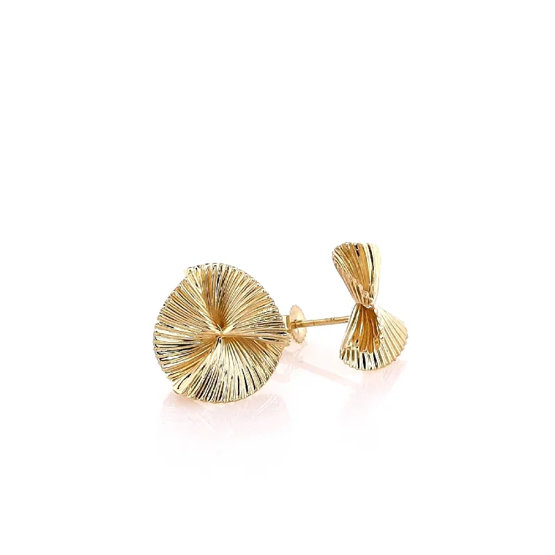 Estate 18k Yellow Gold Small Ribbed Fan Earrings