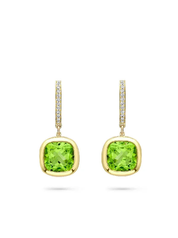 Florentine Dolce Vita Cushion Peridot Yellow Gold Earrings